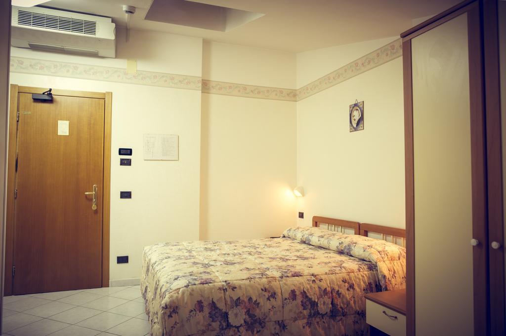 Hotel Fini San Giovanni Rotondo Ngoại thất bức ảnh