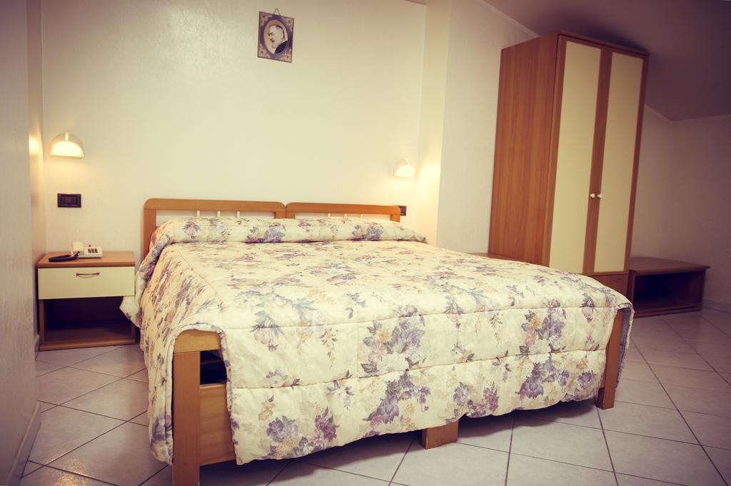 Hotel Fini San Giovanni Rotondo Ngoại thất bức ảnh